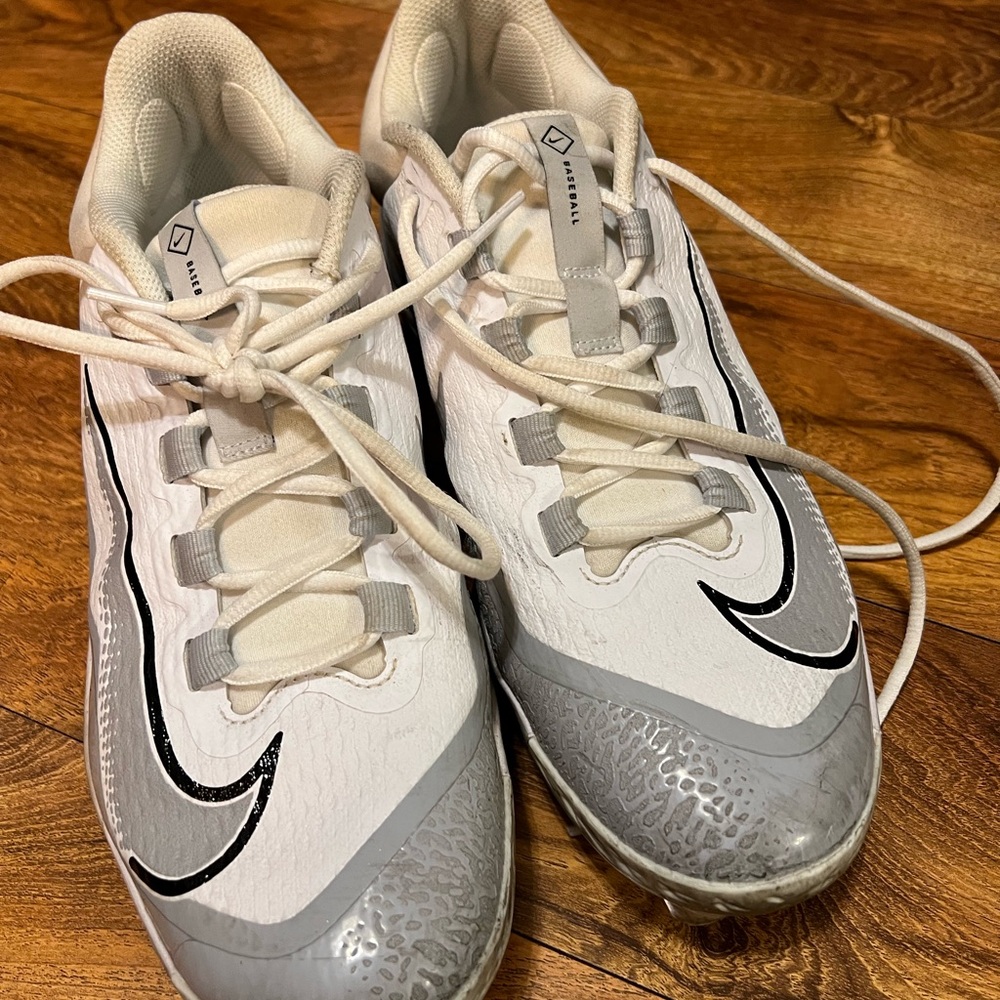 Nike Baseball Cleats, Men’s 10.5